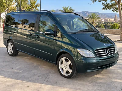Mercedes-Benz Viano del año 2004, de uso particular, con 226.000 kilómetros e ITV recién pasada.