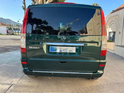 Mercedes-Benz Viano del año 2004, de uso particular, con 226.000 kilómetros e ITV recién pasada.