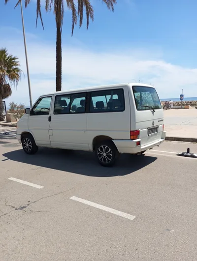 Wolskwagen Caravelle 