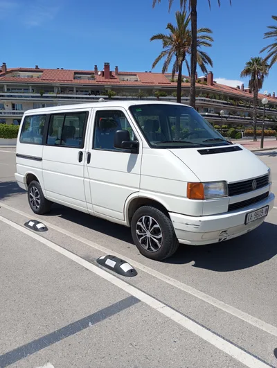 Wolskwagen Caravelle 