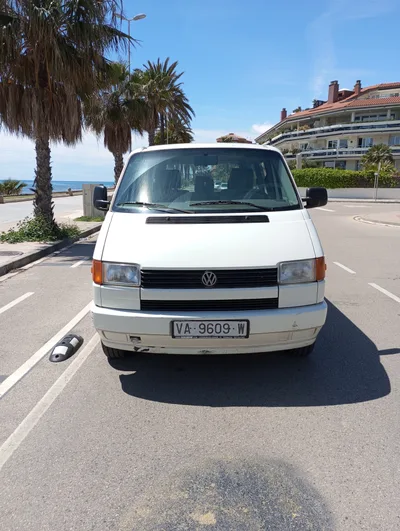 Wolskwagen Caravelle 