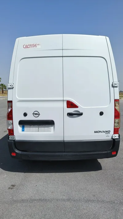 Furgón Opel Movano 3500 2.3 CDTi 130 L3H2 4p