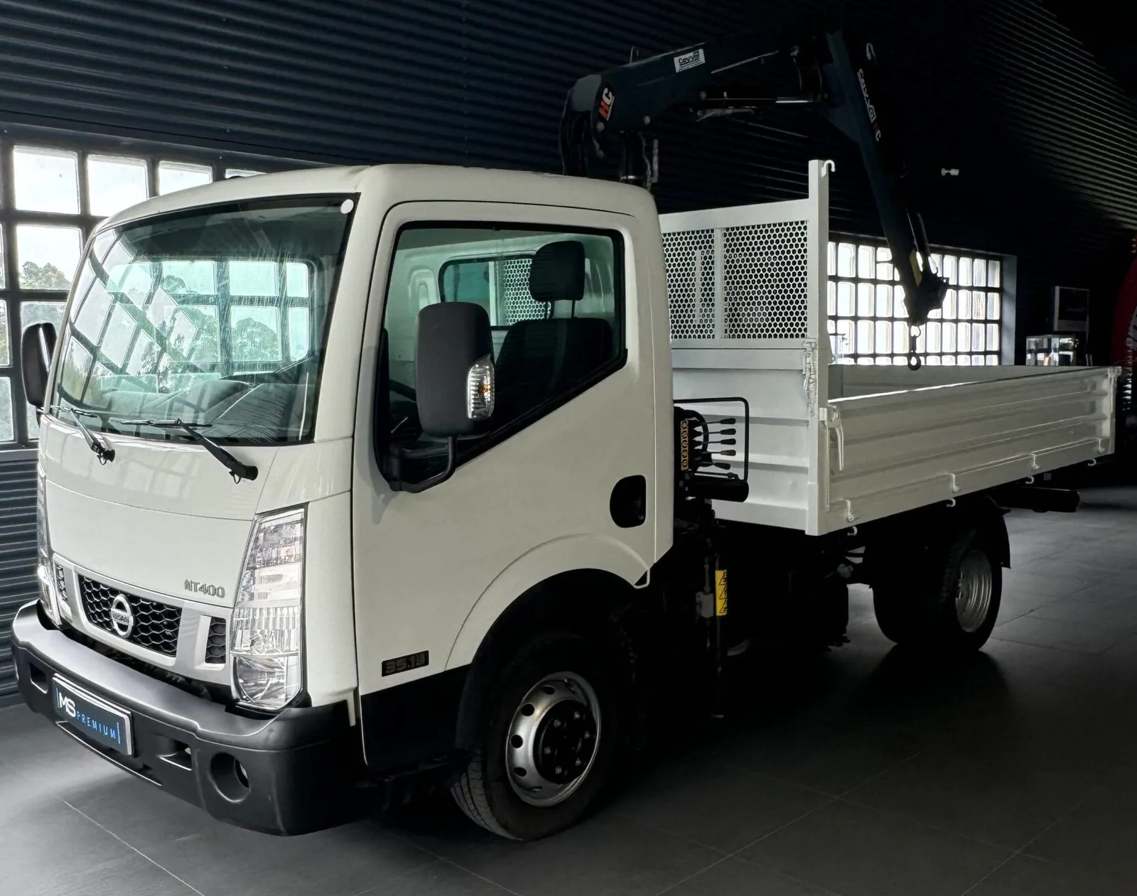 NISSAN NT400 Cabstar 2014 - 300.000 km